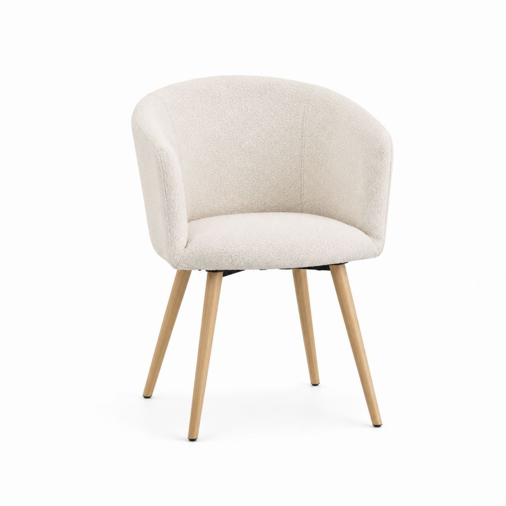 Chaise de salle à manger écrue en tissu bouclette polyester avec pieds en bois massif d'hévéa 57 x 58 x 82 cm